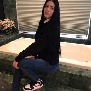 Meet your Posher, Sydney